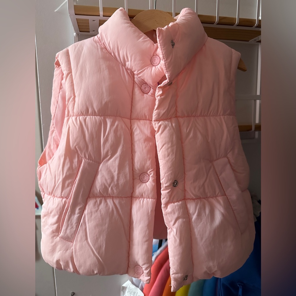 Zara girls pink puffer vest size 6-7